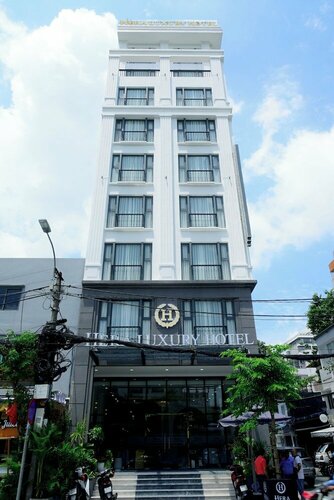 Внешний вид отеля Hera Luxury Hotel в Хошимине, фото 1