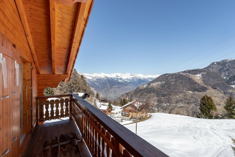 Фото Chalet Belle Roche Recently Renovated Jacuzzi