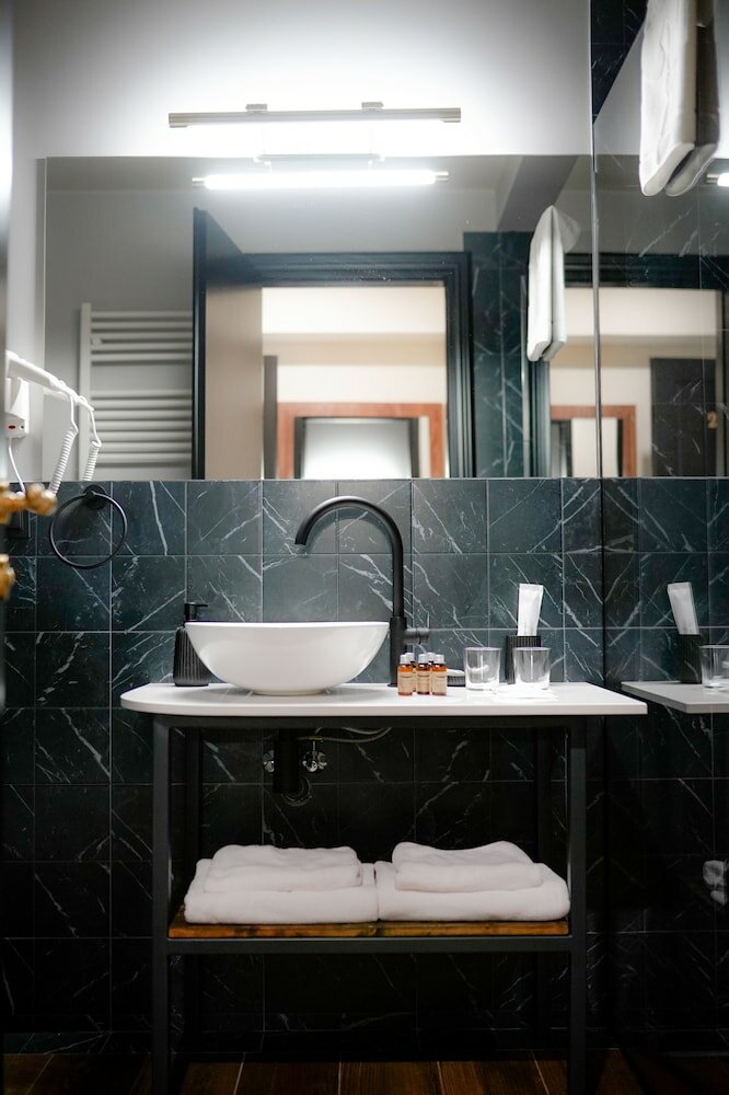 Фото Suatis Resort Hotel