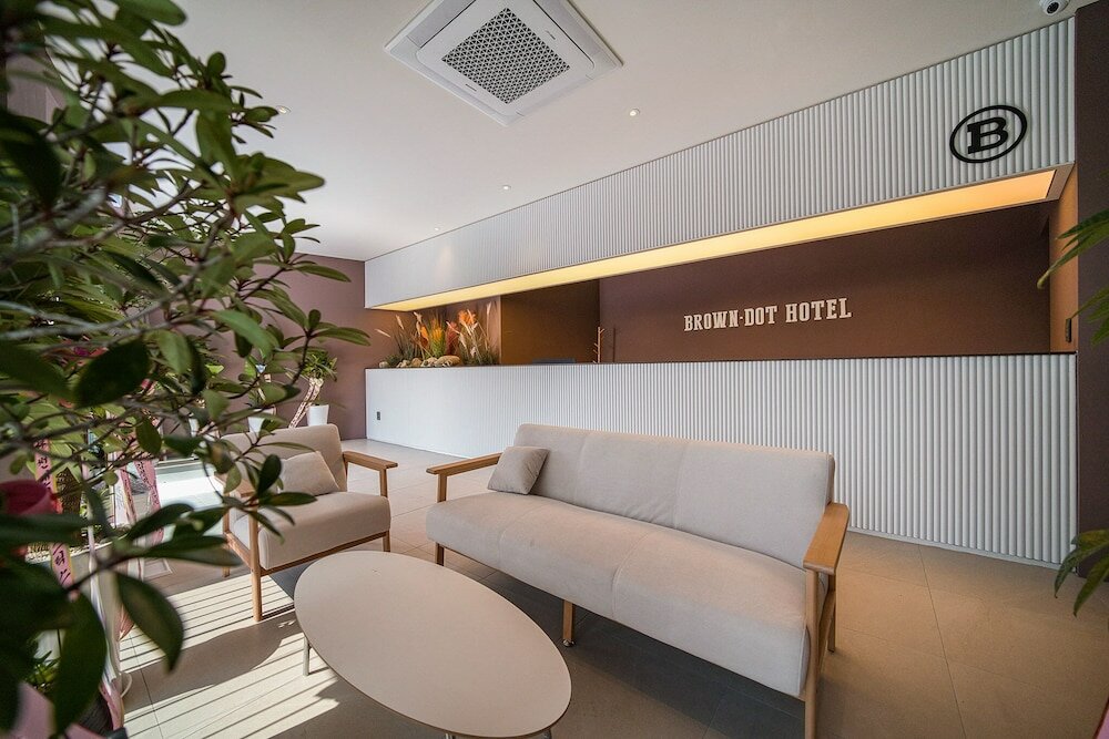 Фото Brown Dot Hotel Eurwangri