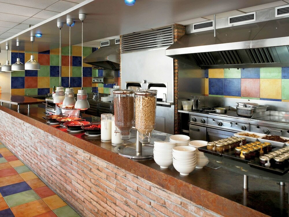 Фото ibis Styles Barcelona Sant Joan Despi