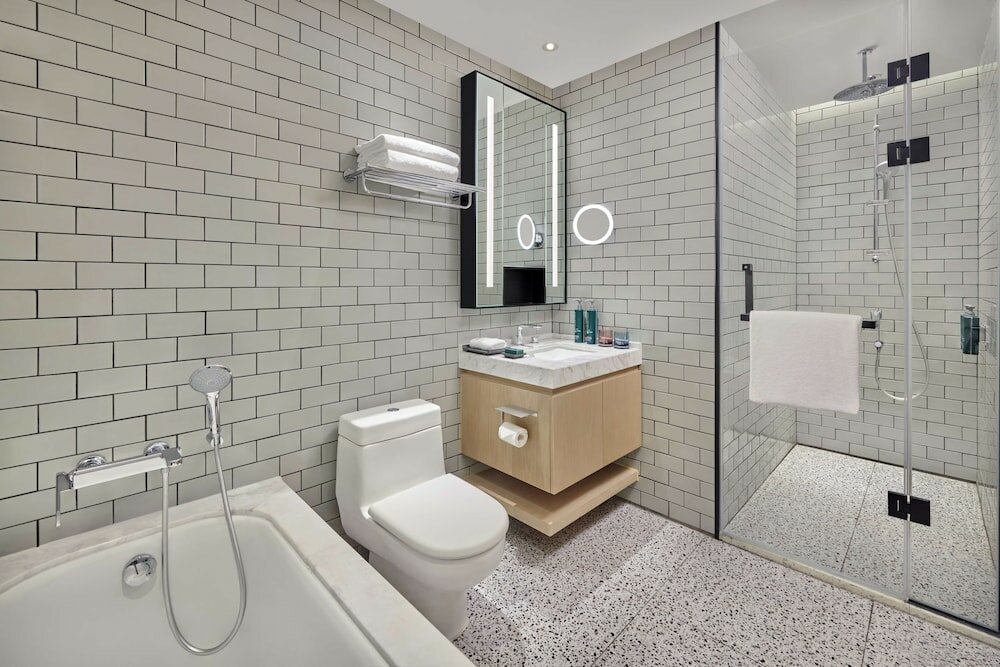 Фото Doubletree by Hilton Shenzhen Airport Residences