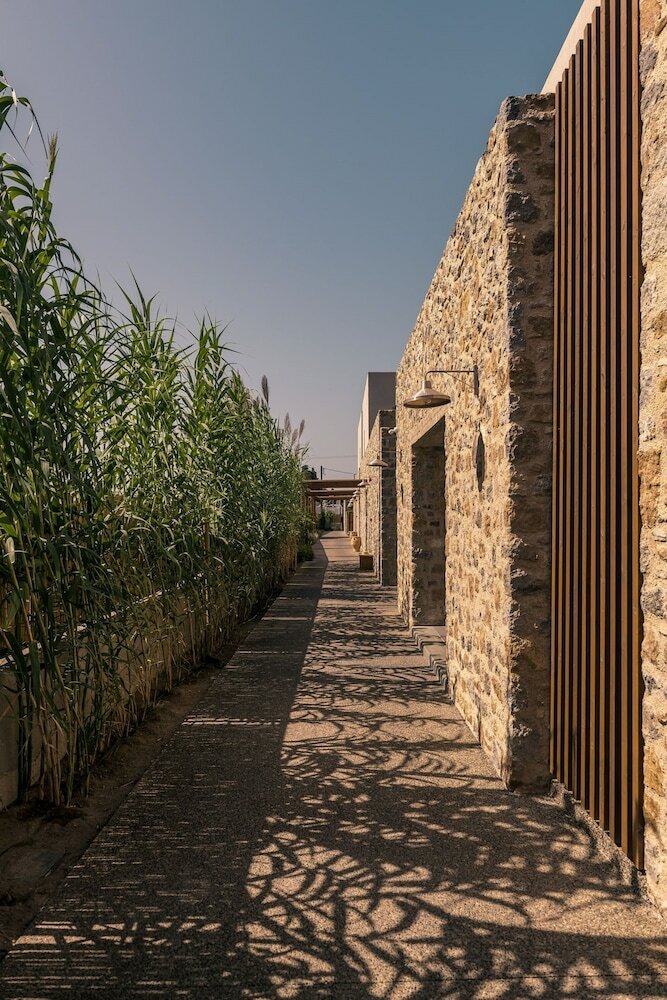 Фото Theros All Suite Hotel - Adults Only