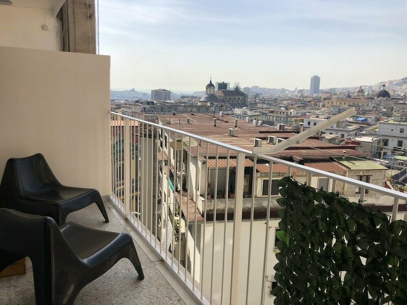 Гостиница Ottieri Apartment Napoli в Неаполе