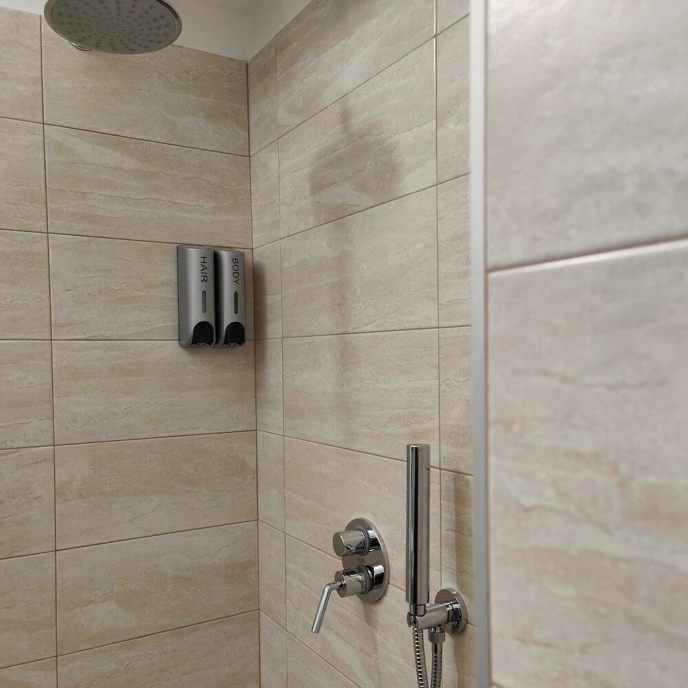 Фото Central Room With Balcony And Amazing Sea View