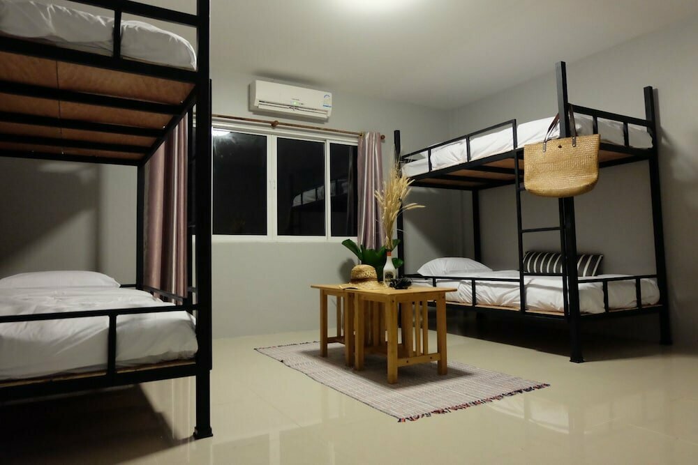 Hotel Ma Norn Phuket Hostel, Phuket Province, photo