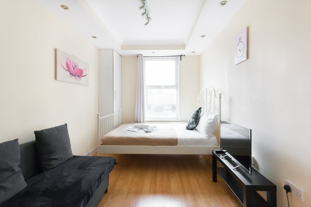 Фото Budget Apartment Next to Kings Cross - Eurostar