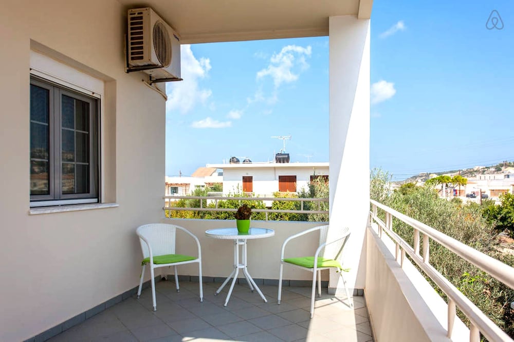 Фото Armonia Apartments & Studios