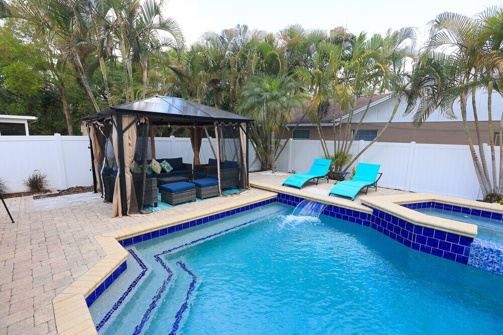 Фото Largo Oasis Near Beaches