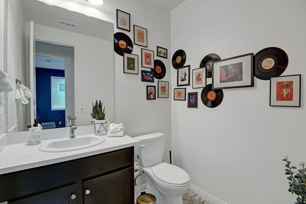 Фото The Gryffin