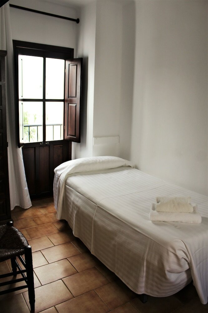 Фото Pensión Sevillano