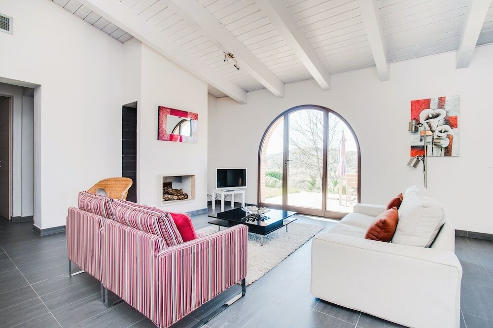 Фото Luxury resort in the Tuscan countryside