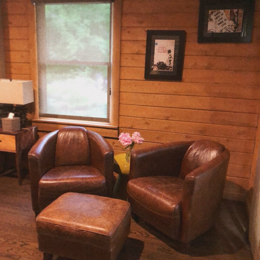 Фото Chatfield Hollow Inn