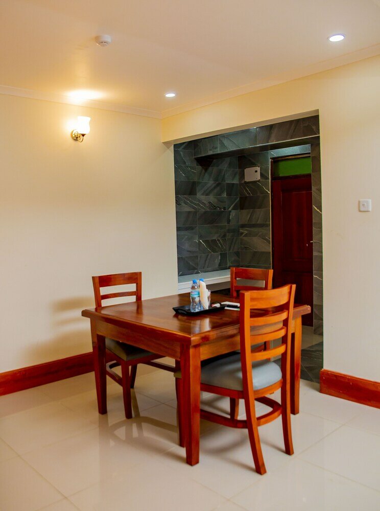 Фото Eden Highlands Hotel