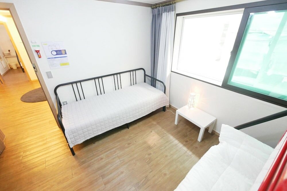 Фото Liz's House - Hostel