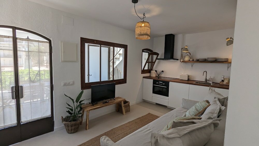 Фото Hostal Es Niu de Tamariu