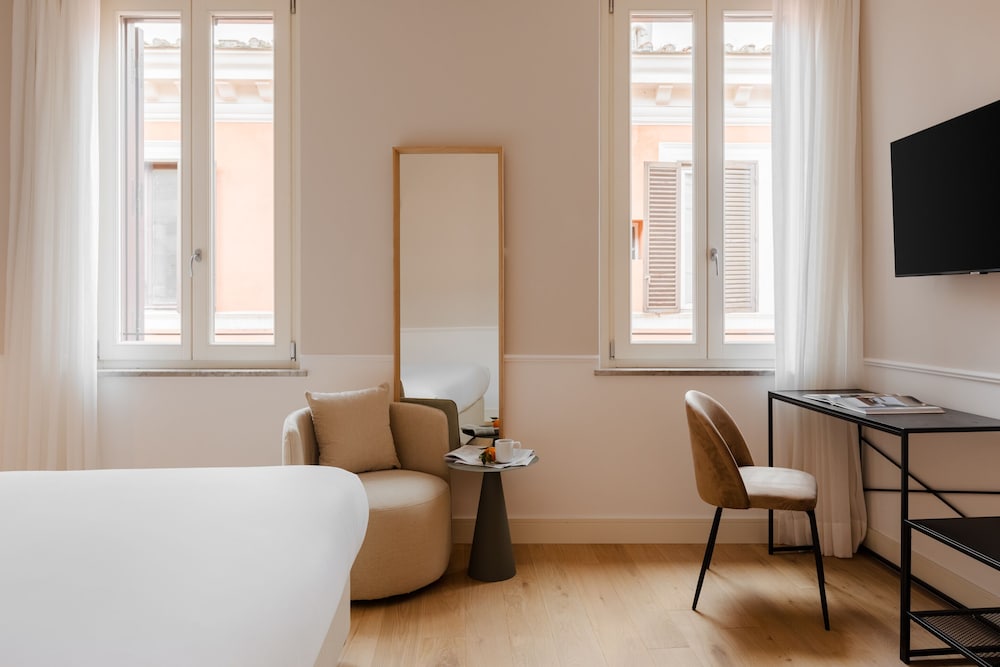 Фото Sonder Antinoo