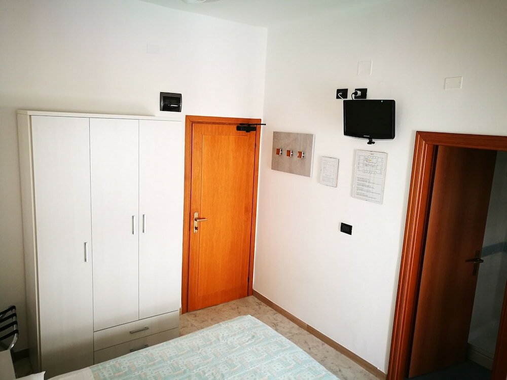 Фото Hotel Haway