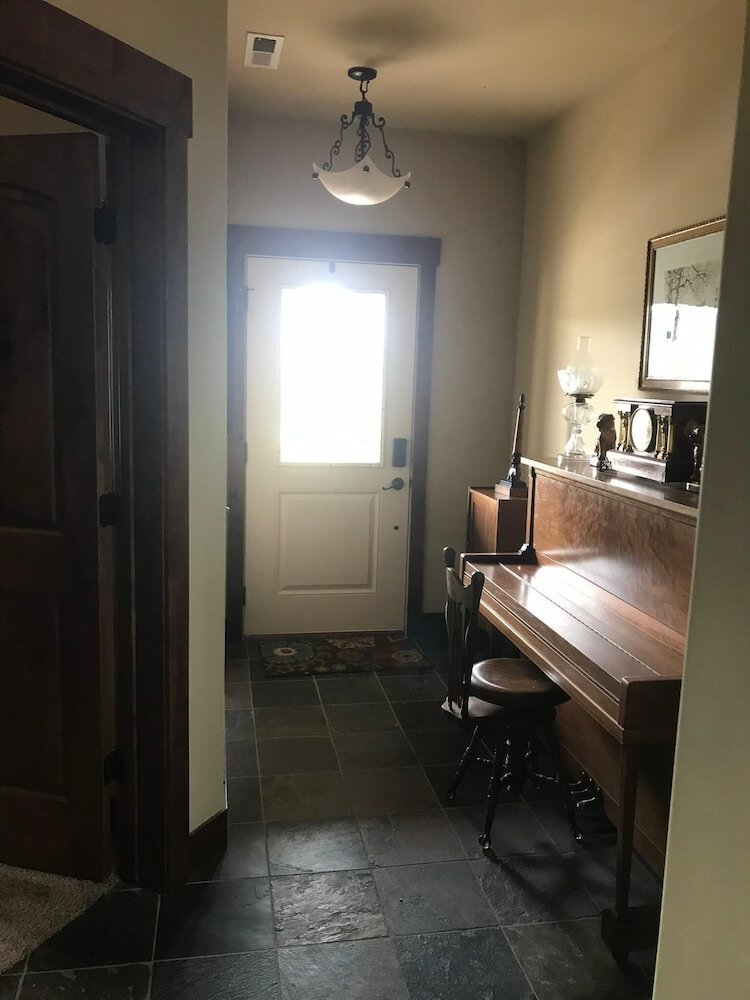 Фото Inn on Bigfork Bay Townhouse on Bigfork Bay