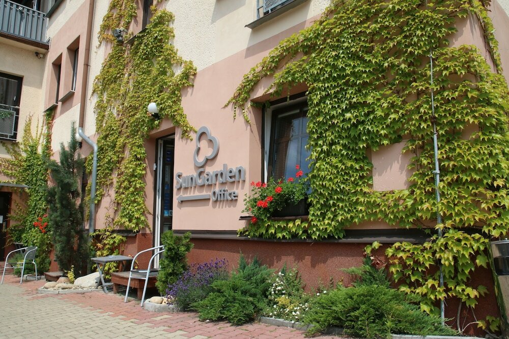 Фото отеля 1