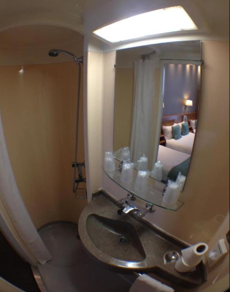 Фото Columbus Hotel