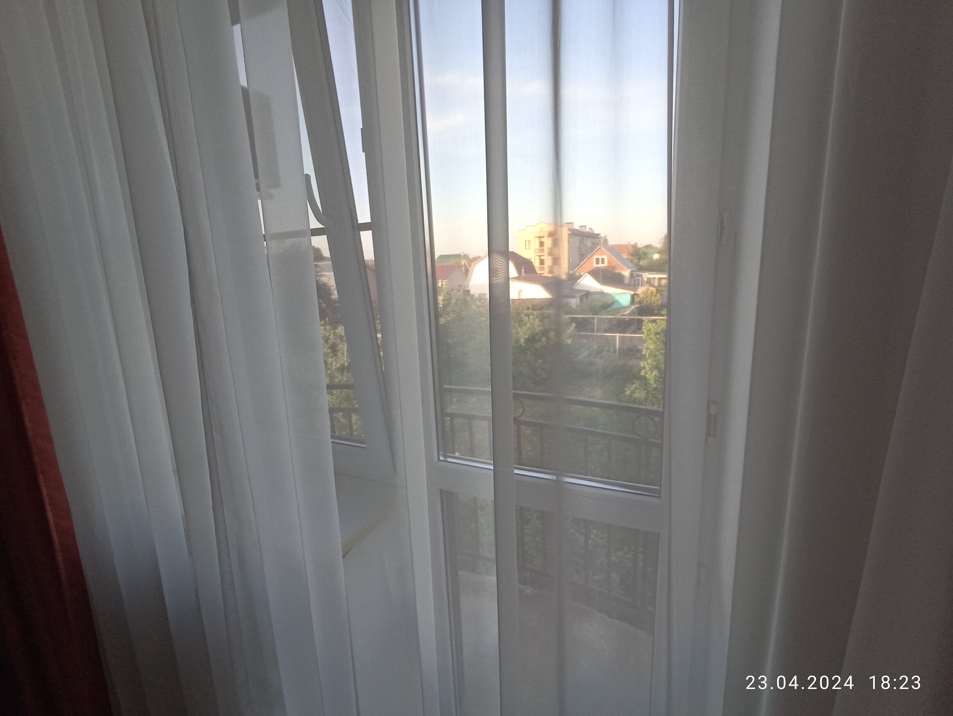 Фото Август