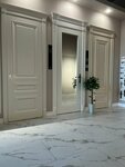 Elbrus (Entuziastov Street, 7), doors