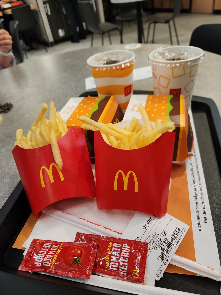 Fast food McDonald's, Sharjah, photo