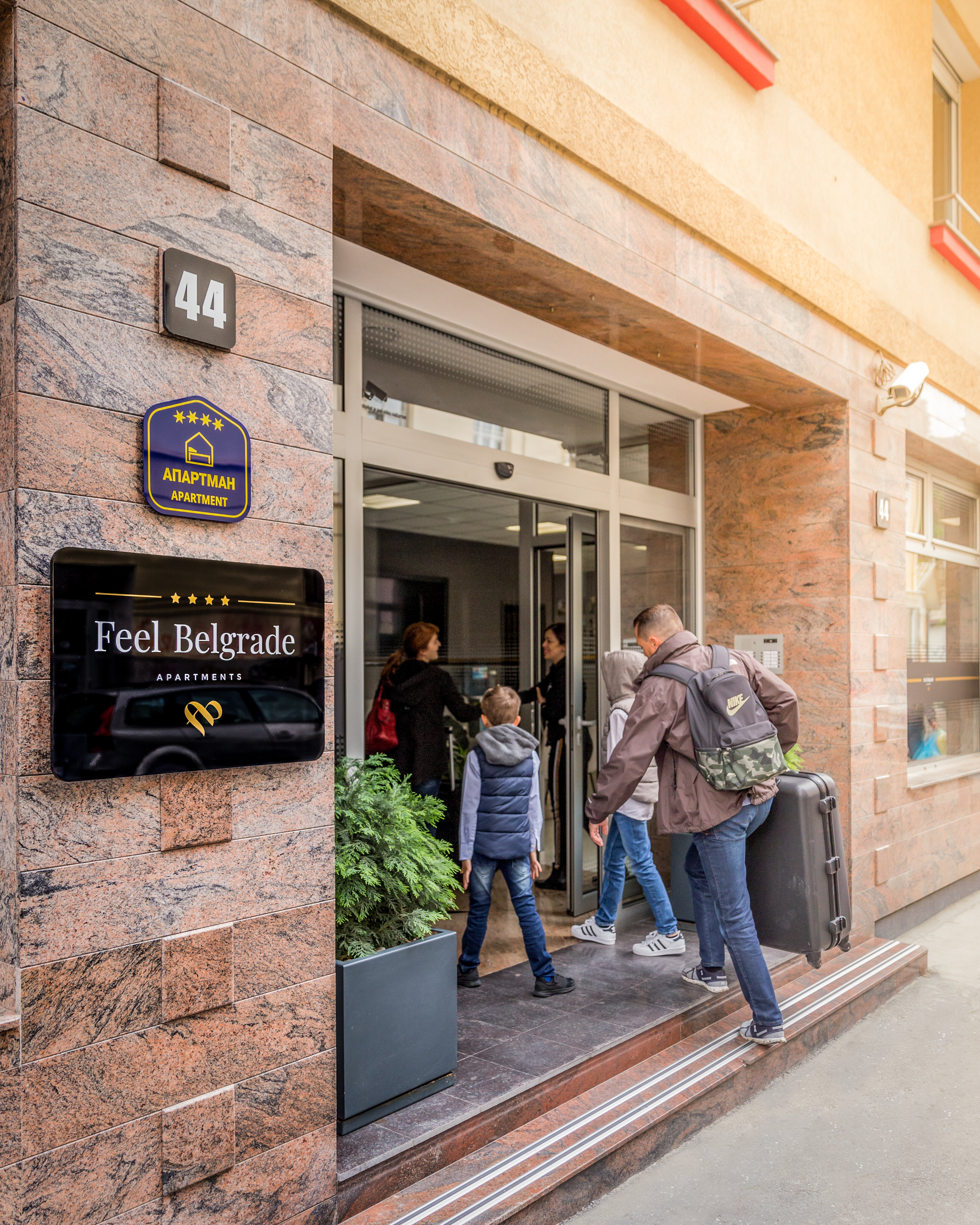 Фото Feel Belgrade Apartments