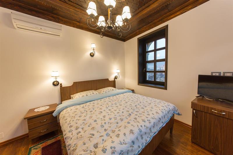 Фото Hotel Onufri