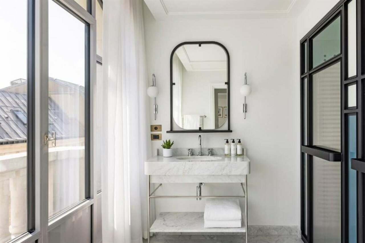 Фото Kimpton St Honore Paris