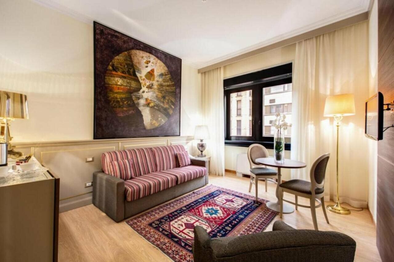 Фото отеля 2