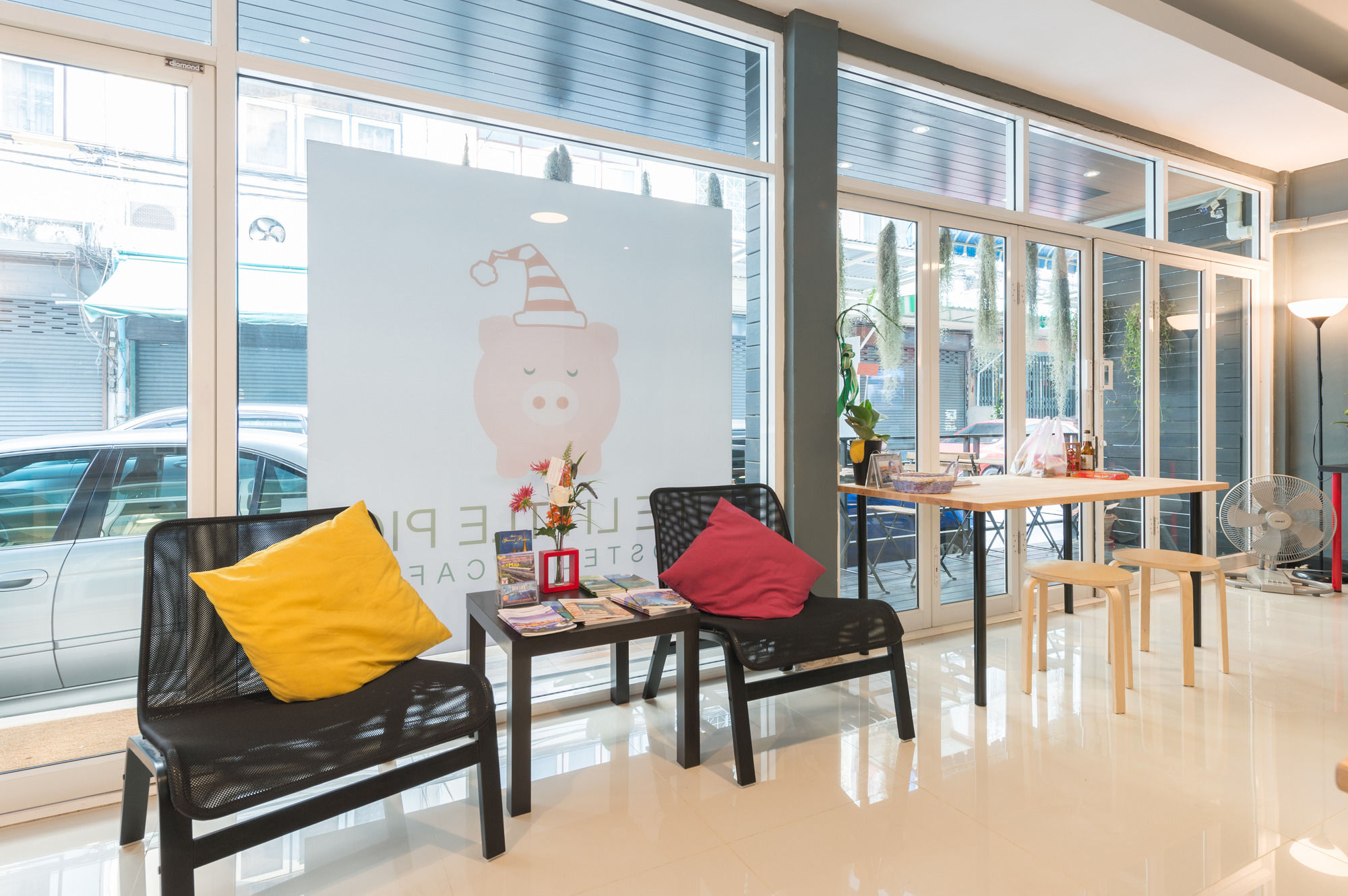 Фото The Little Pig Sukhumvit