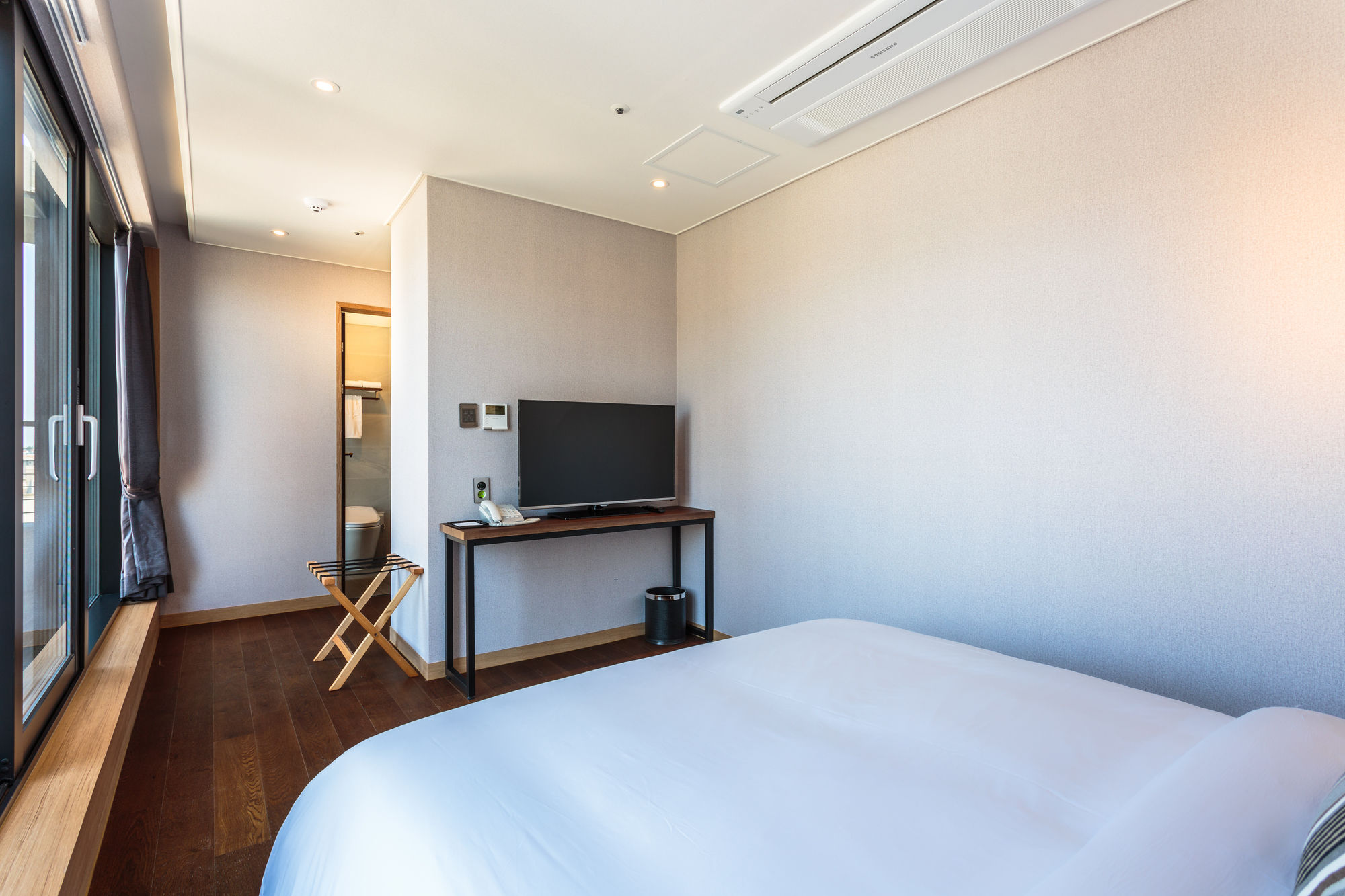 Фото Vistacay Hotel Cheonjiyeon