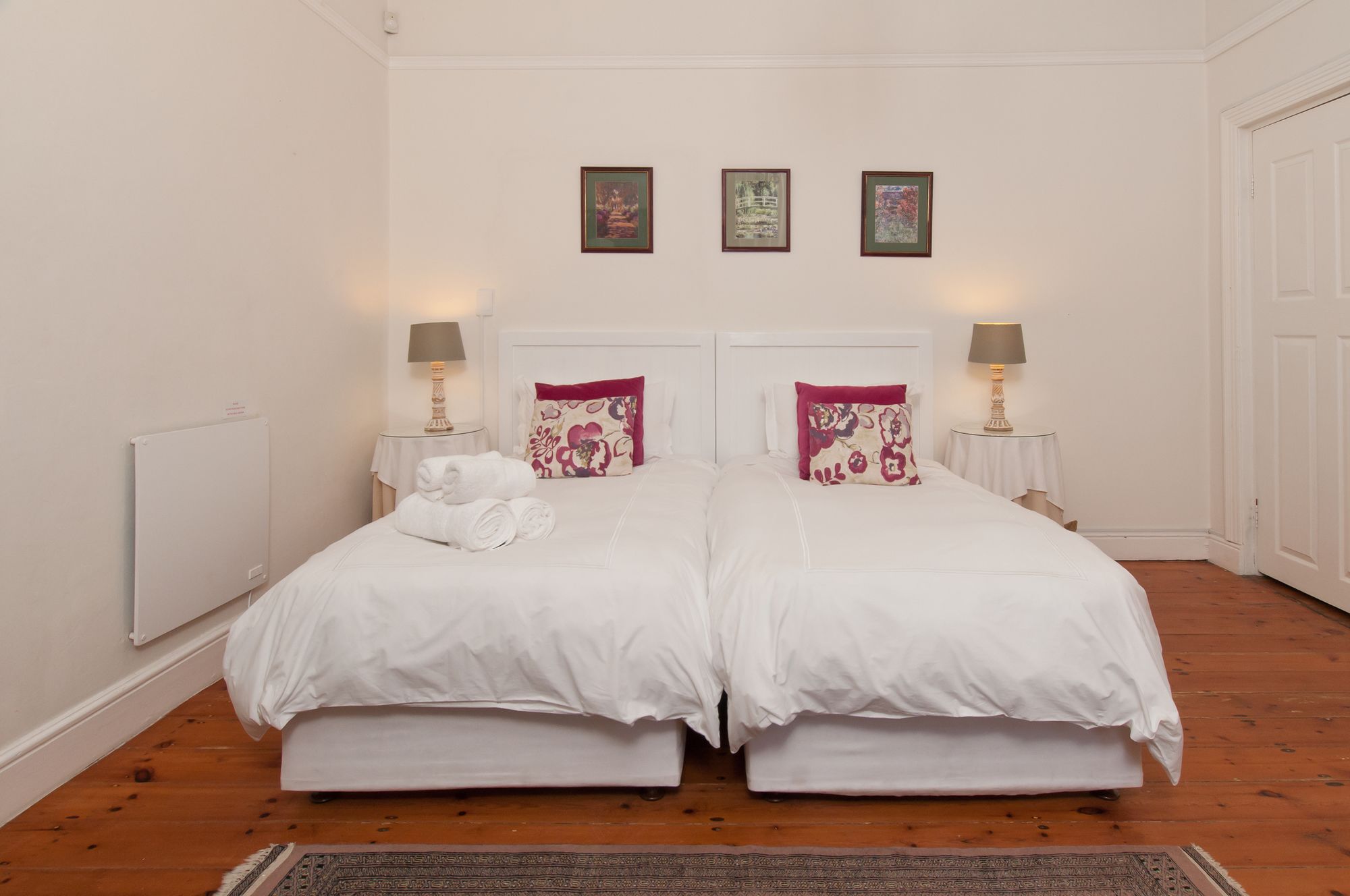 Фото Cliff Cottage