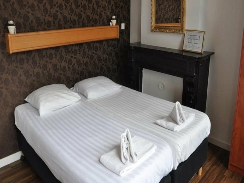 Фото Amsterdam Inn Hotel