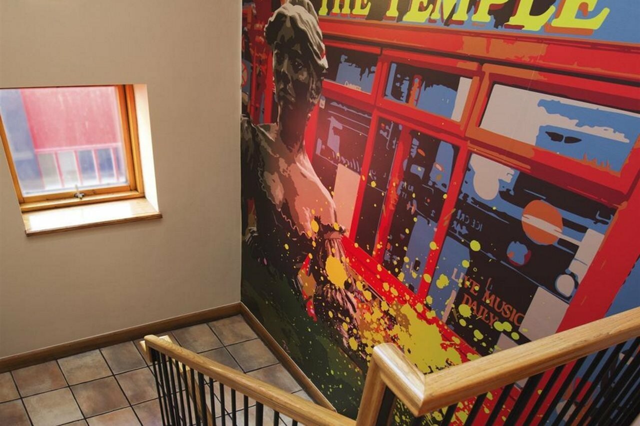 Фото The Temple Bar Lane by the KeyCollections