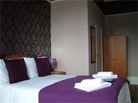 Фото The Chesterfield Guest House