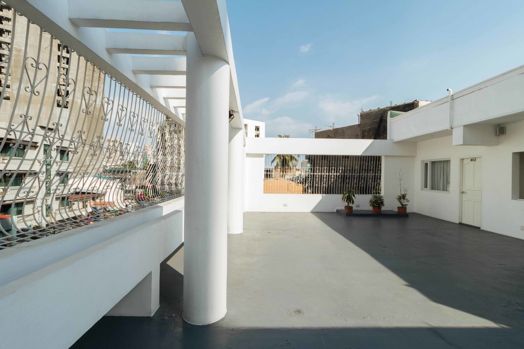 Фото RedDoorz Plus @ Boni Avenue Mandaluyong