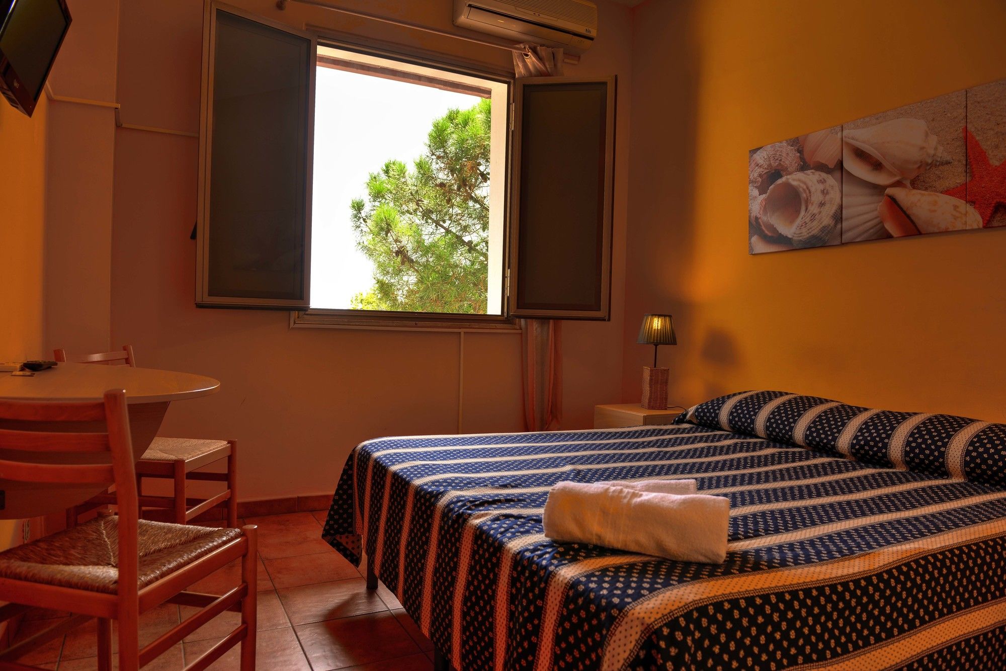 Фото Scilla e Cariddi Bed&Breakfast