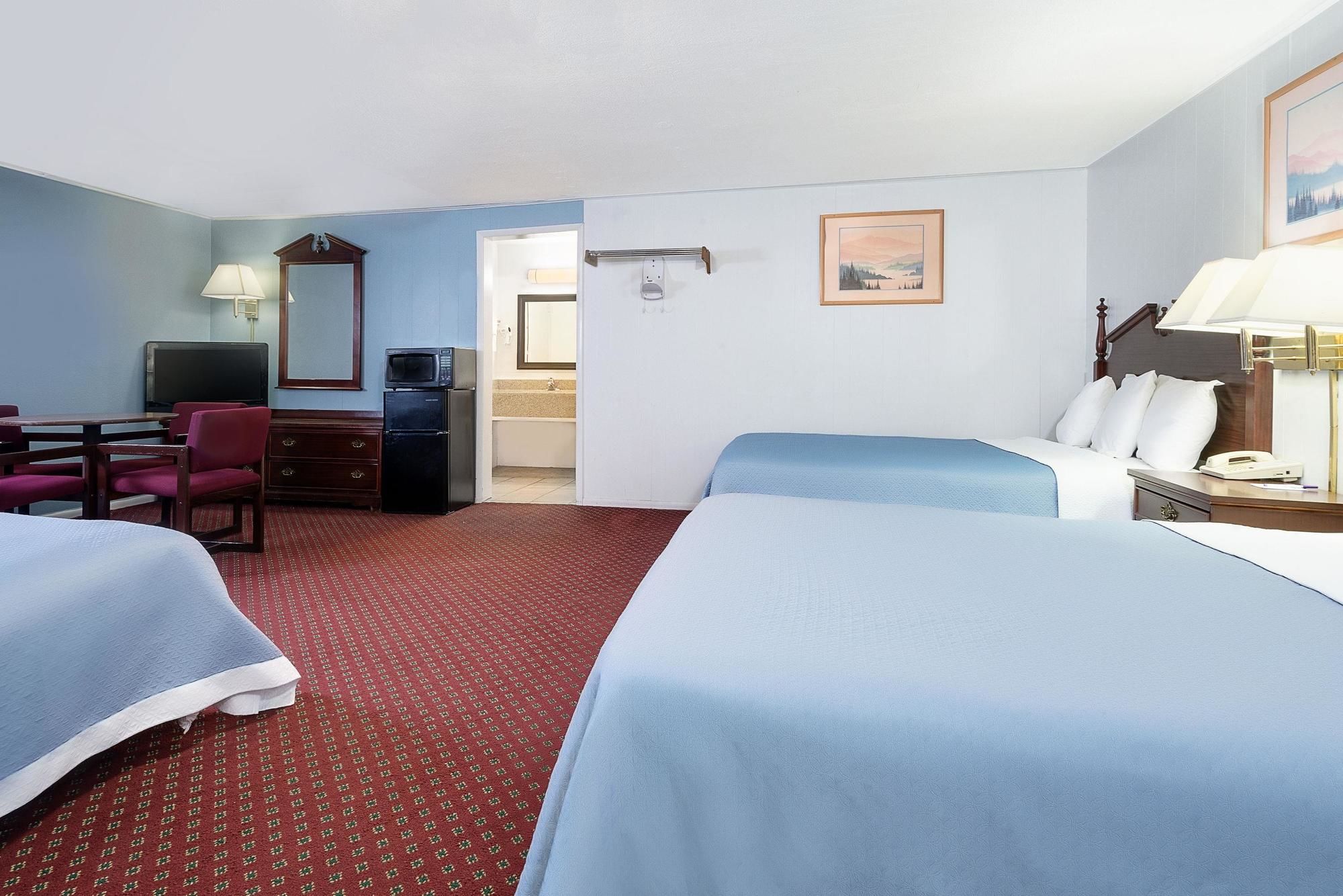 Фото Travelodge by Wyndham Las Vegas Nm