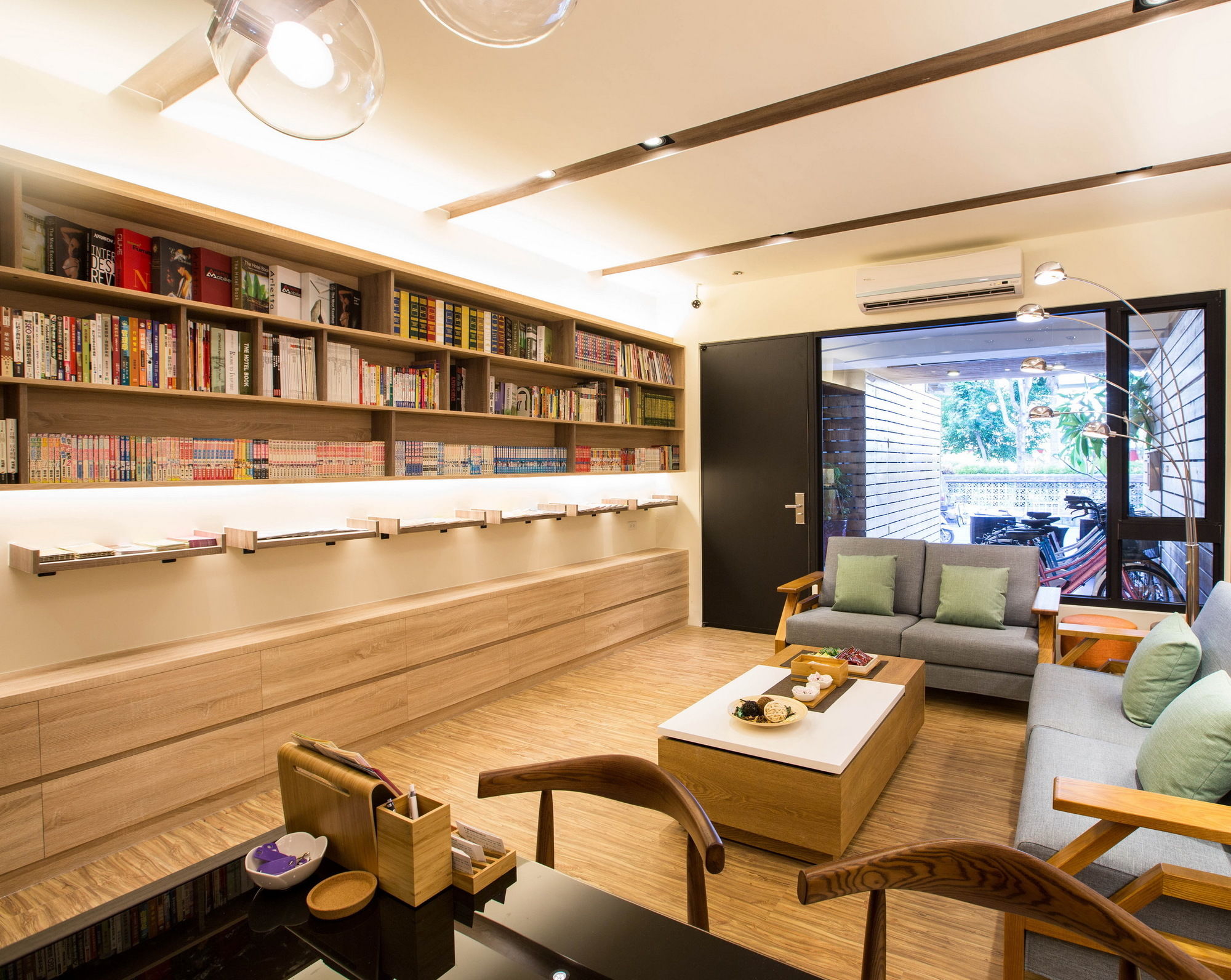Фото Traveller-Inn Zhongzheng Library