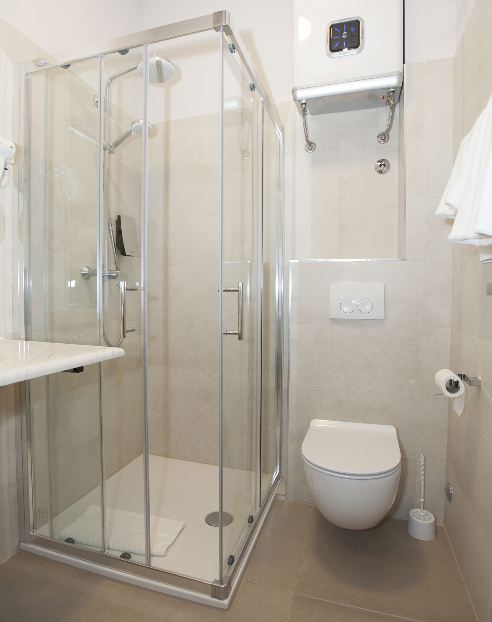 Фото Tifani Luxury Rooms 2