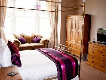 Hotel Bay House, Scarborough, photo