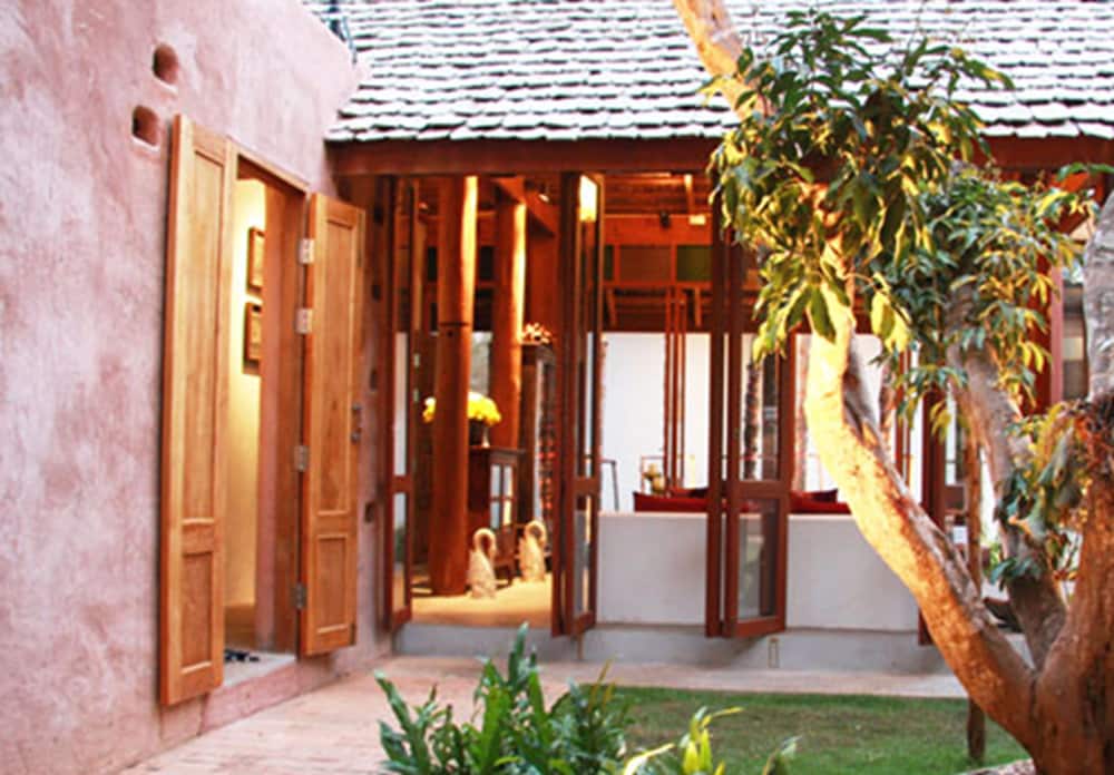 Фото Hotel Des Artists Rose of Pai