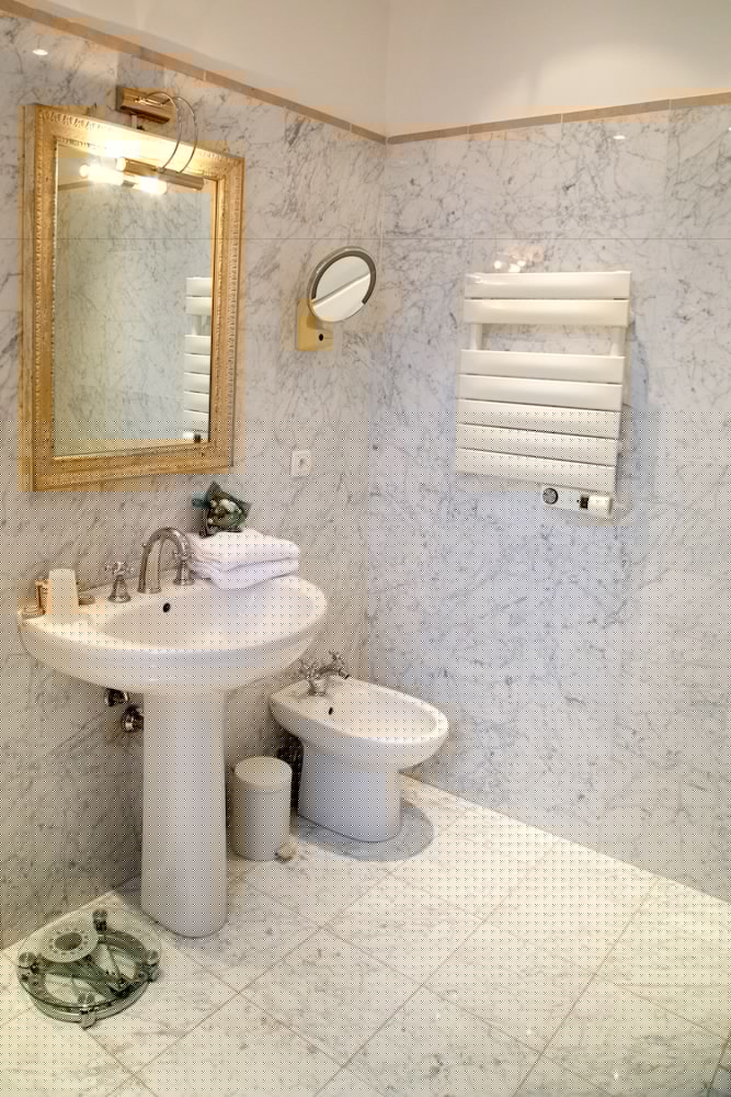 Фото Grand Hôtel des Ambassadeurs