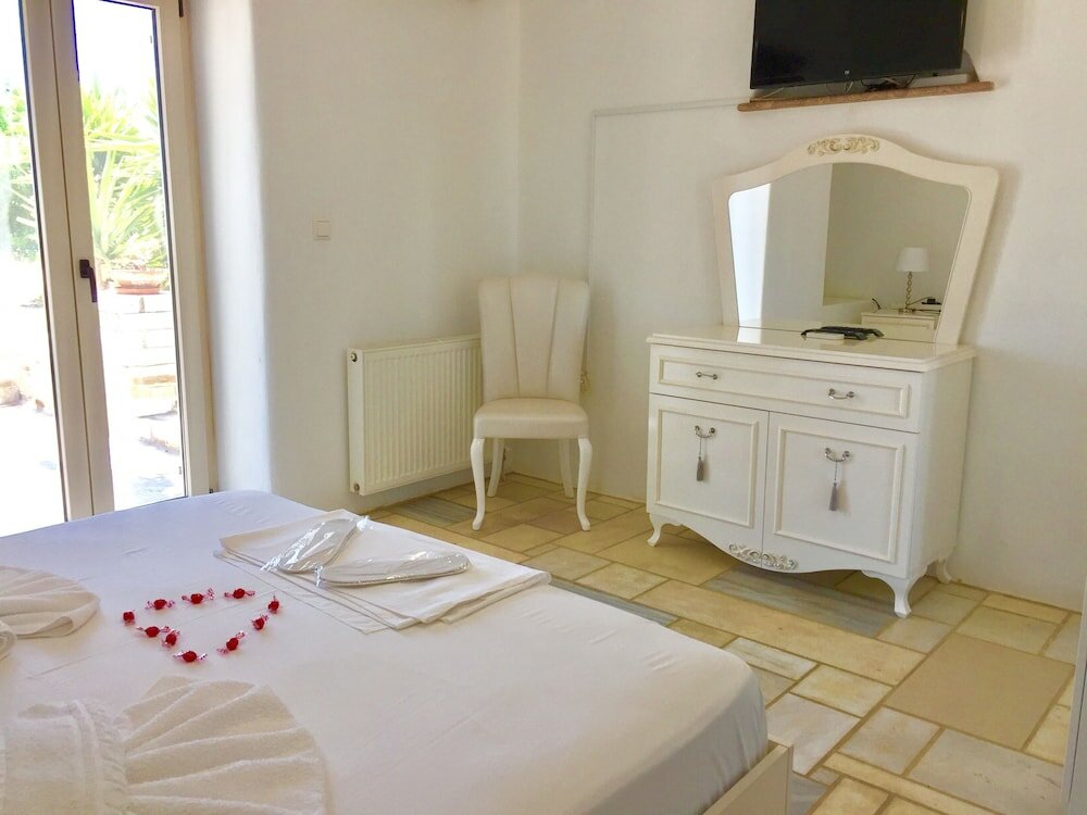 Фото Paros Afrodite Luxury Villas