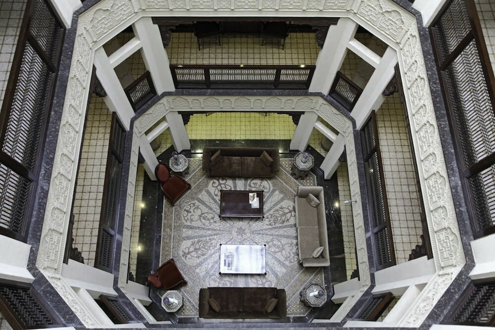 Фото Heritage Luxury Suites- All Suite hotel