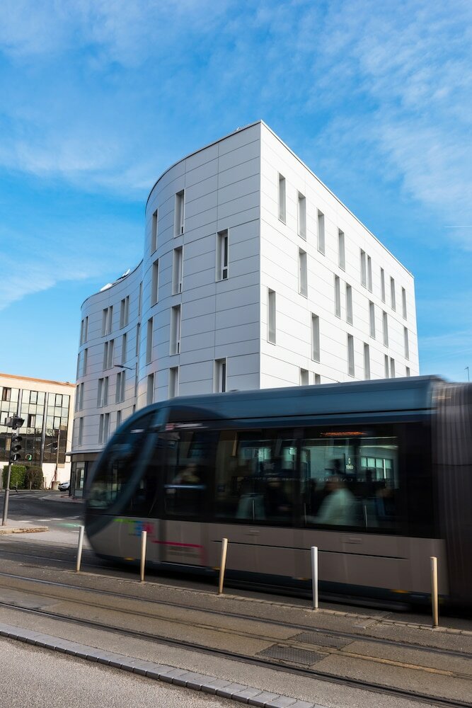 Фото Teneo Apparthotel Talence Espeleta