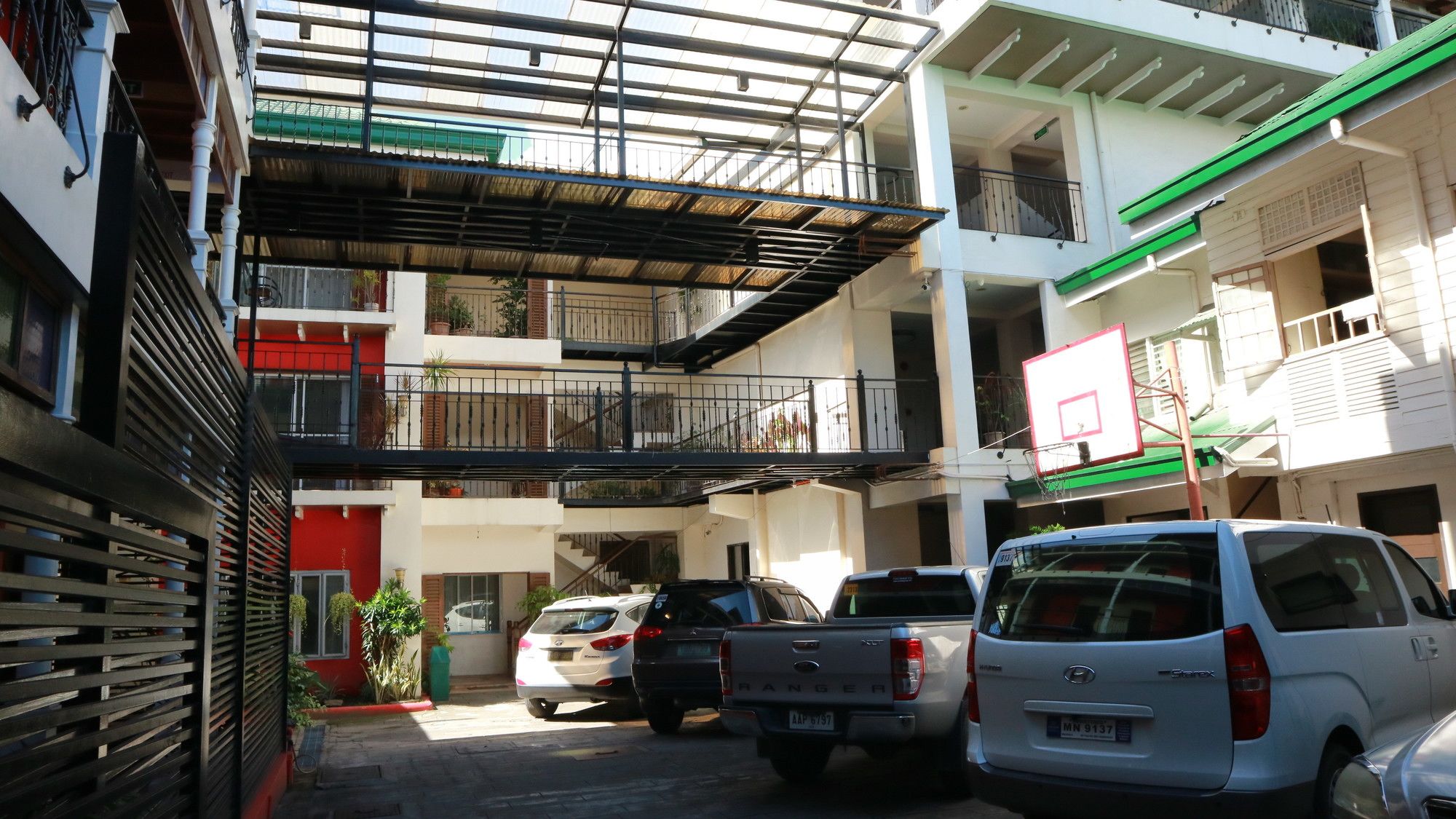 Фото Rosvenil Hotel